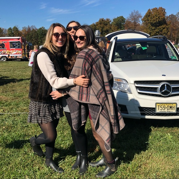 Meet your Posher, Helena - Picture 3 of 5